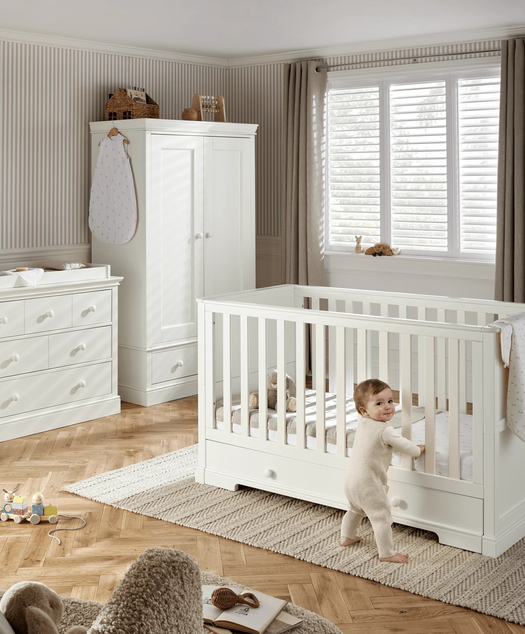 Mamas and Papas Oxford 3 Piece Nursery Furniture Room Set with Cotbed, Dresser and Wardrobe - White