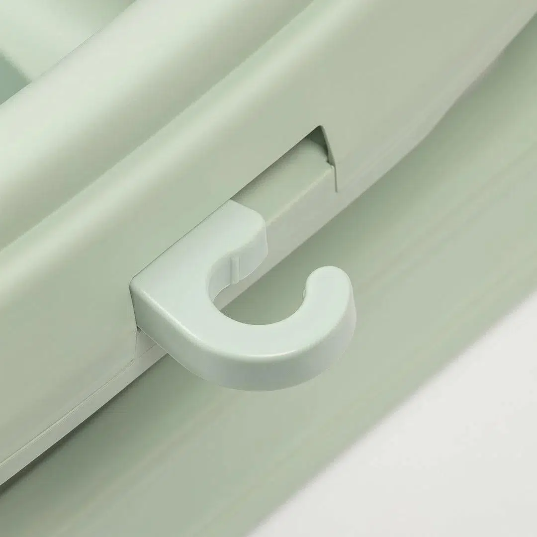 Maxi Cosi Indigo Pro Bathtub with Newborn Insert - Sage Green - Image 7