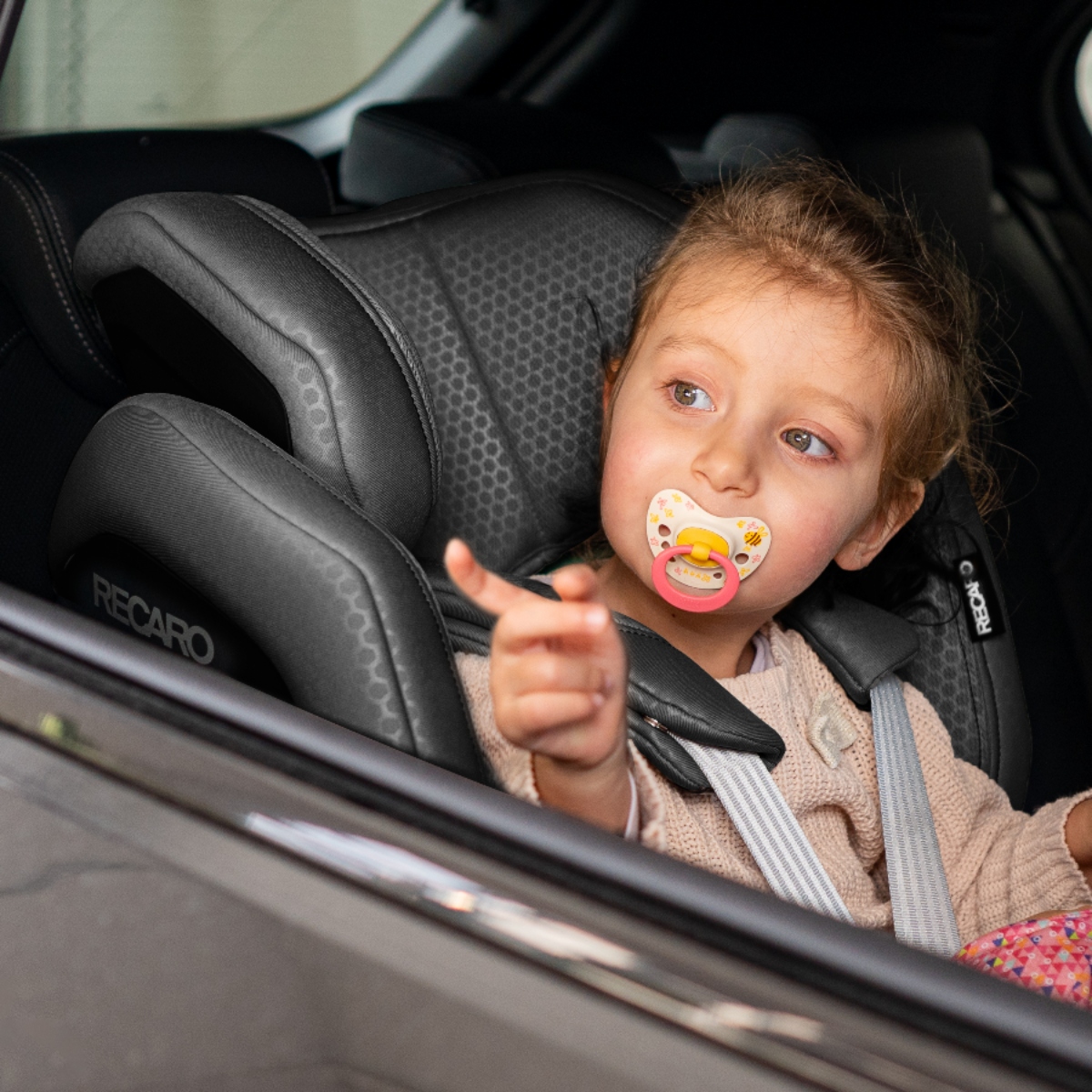 Recaro Xenon 1 (Birth - 7 Years) 360 Car Seat - Epic Green - Image 10