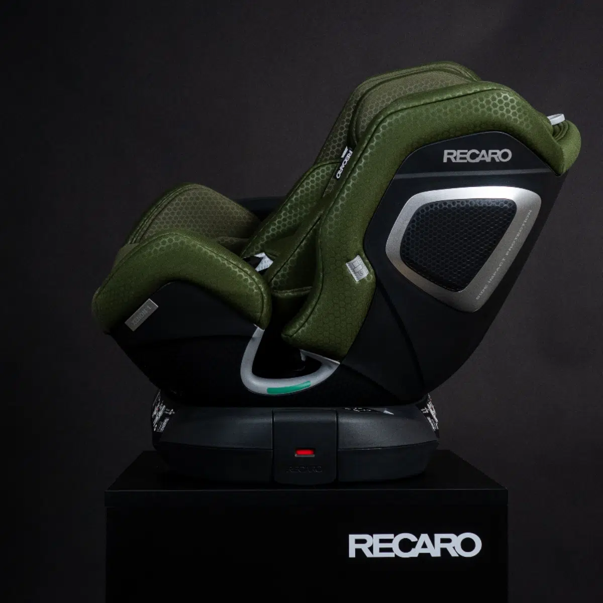 Recaro Xenon 1 (Birth - 7 Years) 360 Car Seat - Epic Green - Image 2