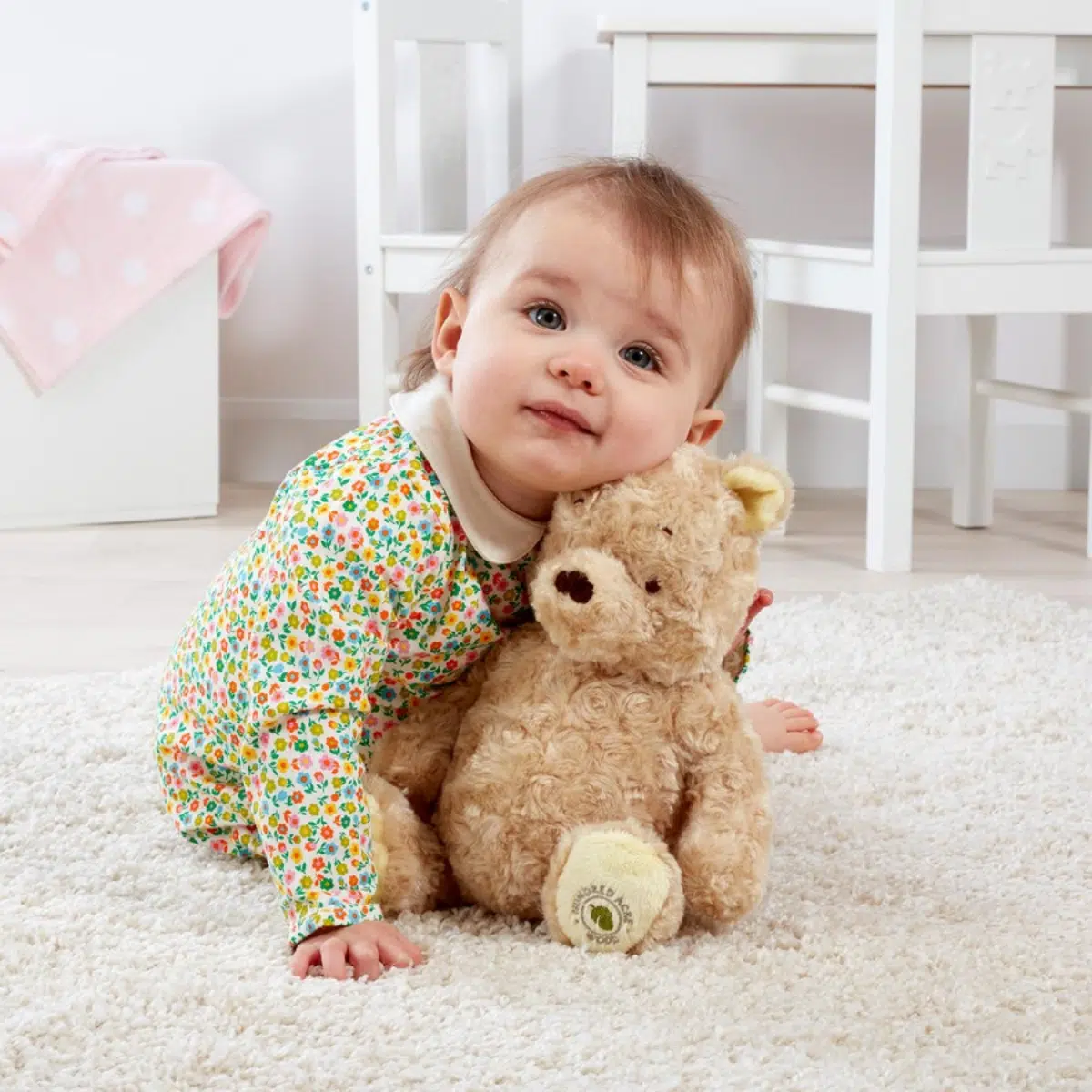 Rainbow Designs Hundred Acre Wood Cuddly Winnie the Pooh Soft Toy - Image 2