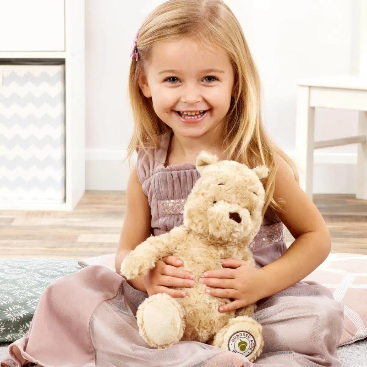 Rainbow Designs Hundred Acre Wood Cuddly Winnie the Pooh Soft Toy - Image 6